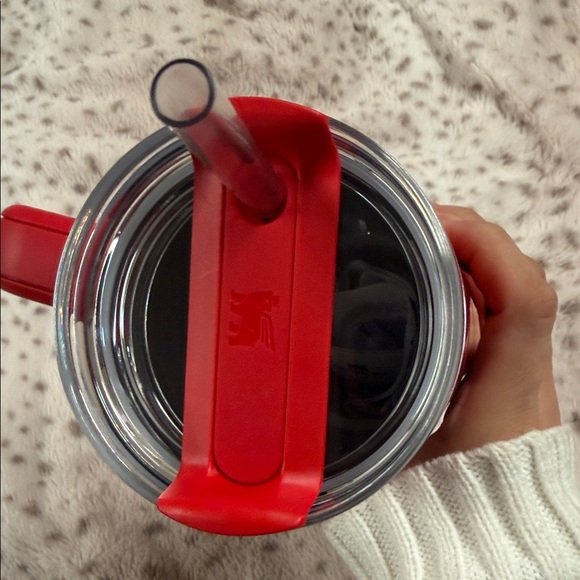 Stanley Red and Pink Quencher Tumbler valentine’s Day edition, 2026 - Picture 7 of 8